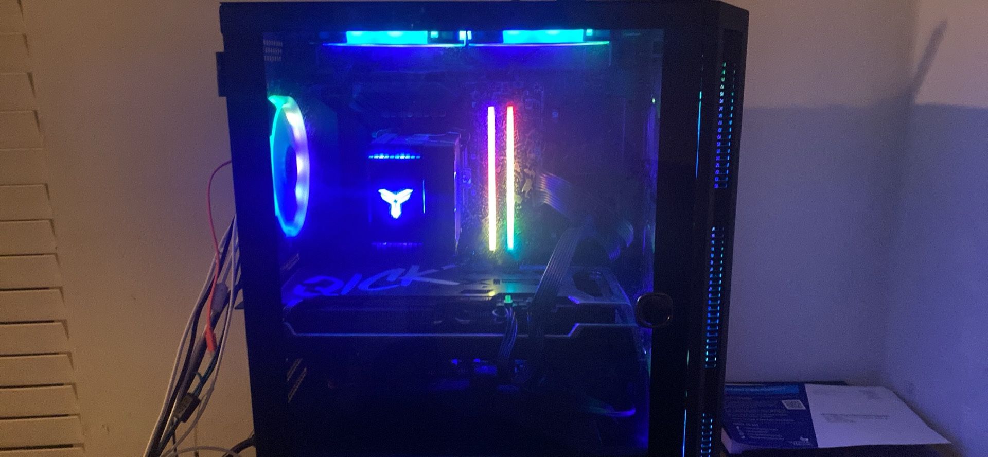 Gaming pc with 32Gb ram Amd Ryzen 5 5600x Amd Radeon RX 6750 XT 1 TB SSD NVMe