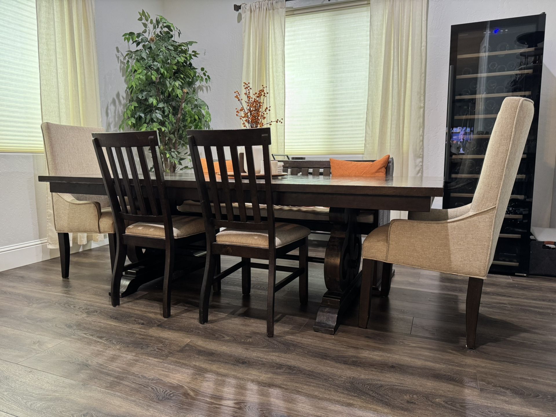Dining Table Set