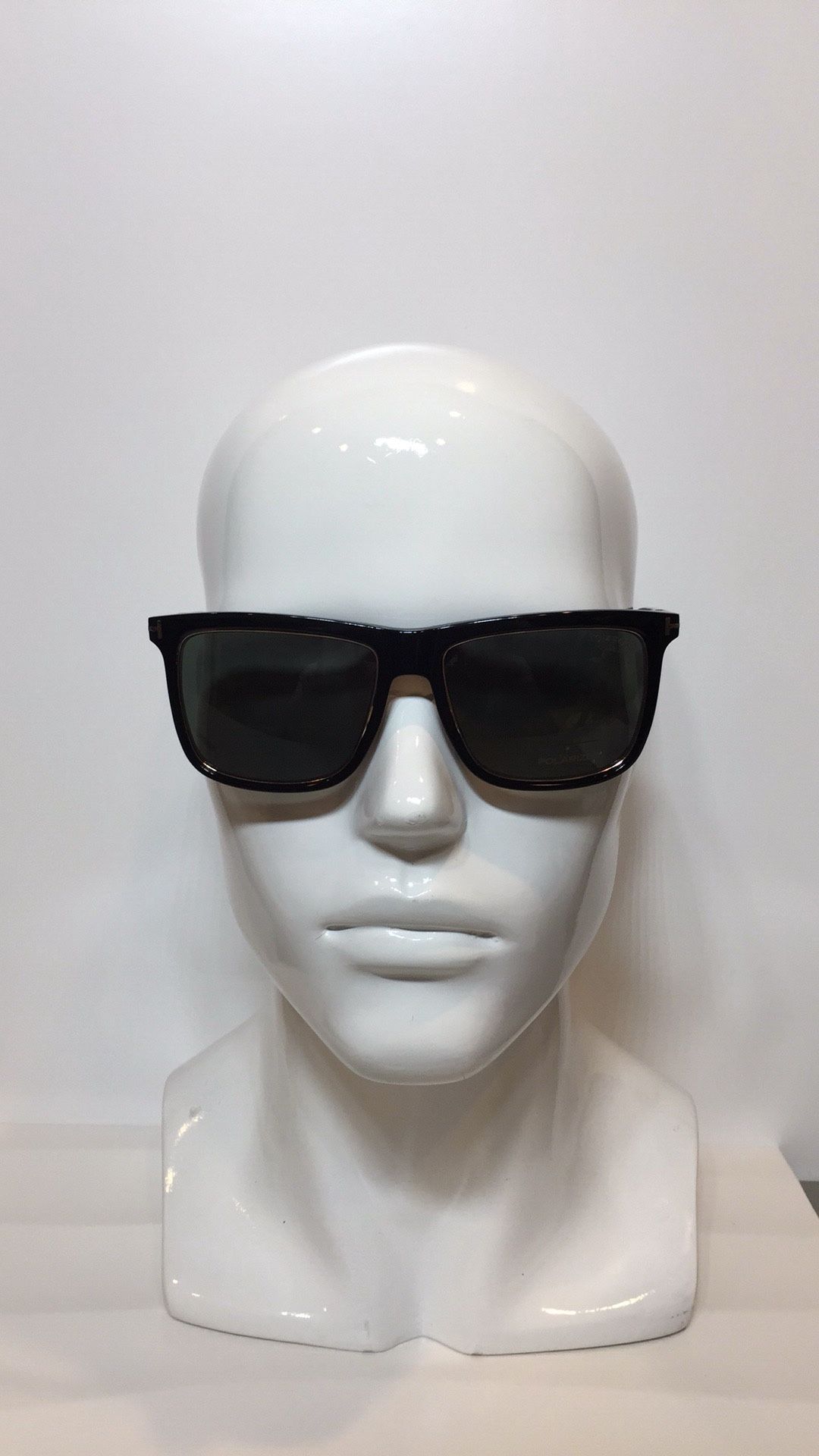 Brand New Tom Ford Karlie TF392 01R Polarized Sunglasses