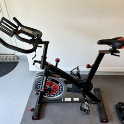 Schwinn IC3 Indoor Cycling Bike