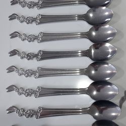Vintage 1970's Nestle Nesquik Stainless Bunny Spoons
