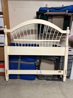 FREE - Ethan Allen Full-size Headboard