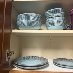 Dining Room Plate Set 