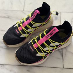 Women’s Shoes Adidas Size 7