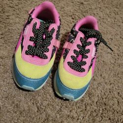 KIDS LOL DOLL PUMA SHOES SZ 12C