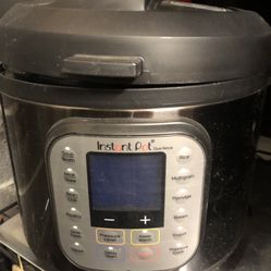 Instant Pot Duo Gourmet 6 Quart Multi-Use Pressure Cooker