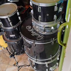 UK Challenger Drum Set  