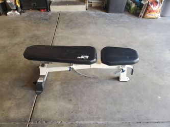 Adjustable bench