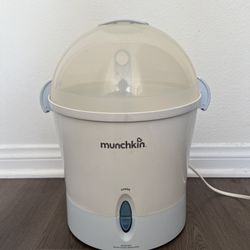 Munchkin Bottle Sanitizer