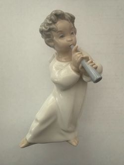 Lladro “Angel with Flute” Figure