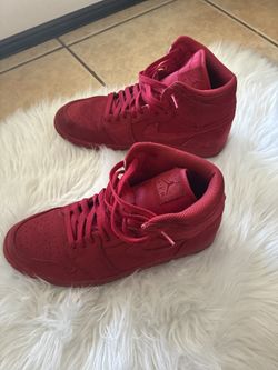 Red Nilke Retro 1 Suede