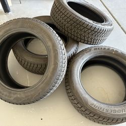 Bridgestone Blizzak DM-V2 Snow Tires Set of 4