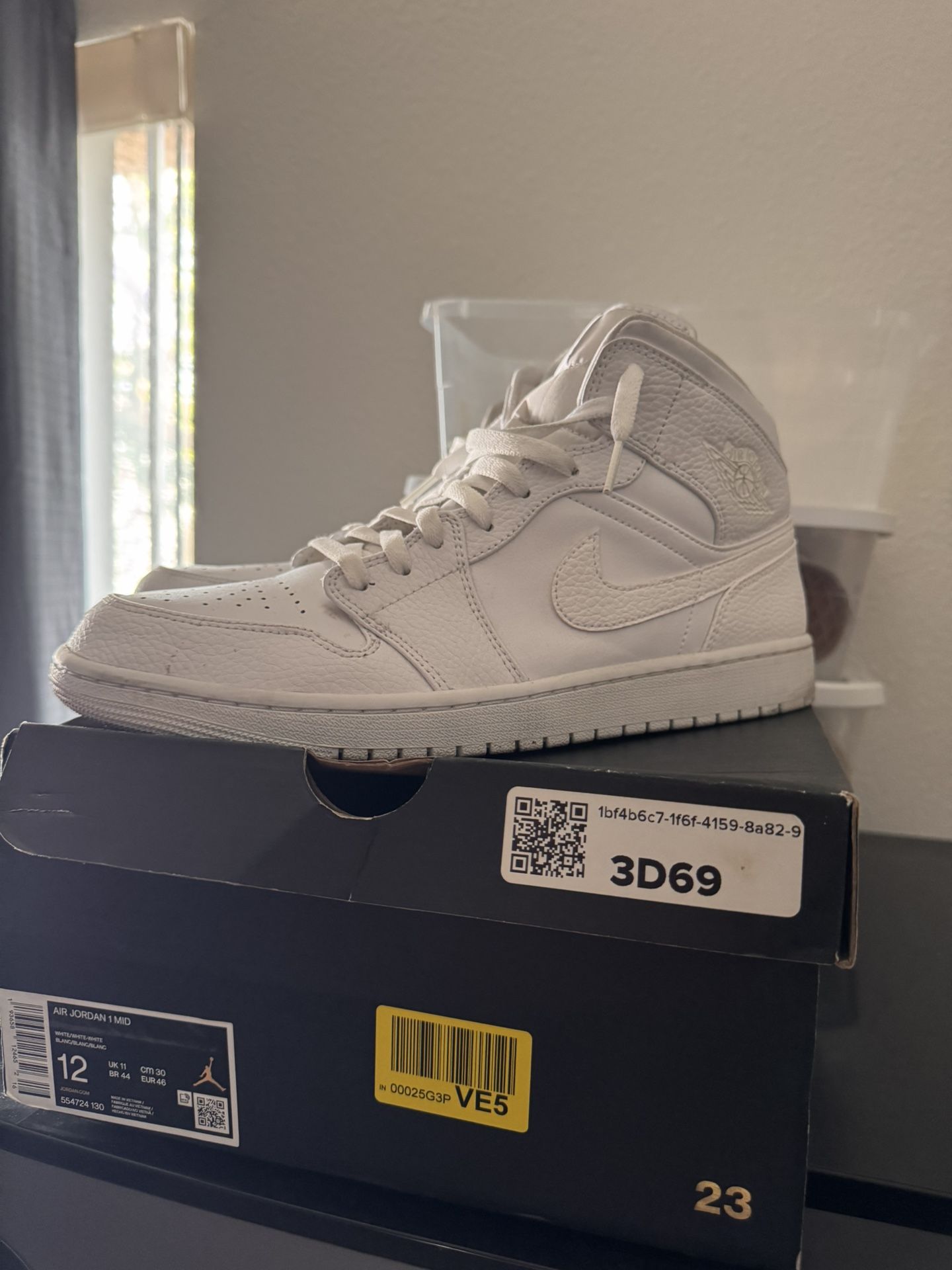 Jordan 1 Mid Triple White 2.0 (Size 12)