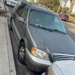 2003 KIA Sedona