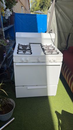 White stove