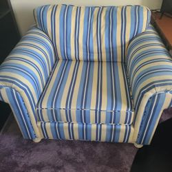 FREE - Chair And Ottoman