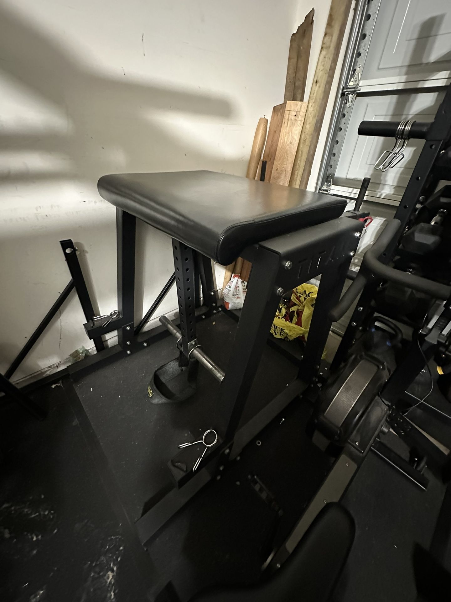 Titan Fitness H PND – Reverse Hyper Posterior Chain Trainer