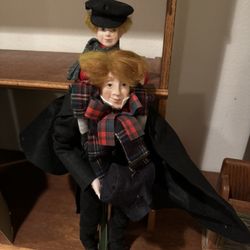 Heritage Village Collection Doll In Excellent Condition