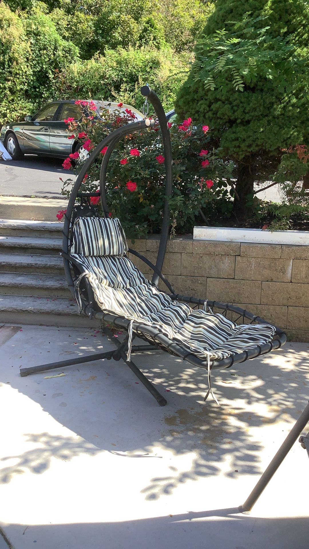 Outdoor Swing Lounge Chair With Brand New Cushion