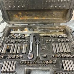 BIG socket Set Collection w/misc Craftsman Tools Included 