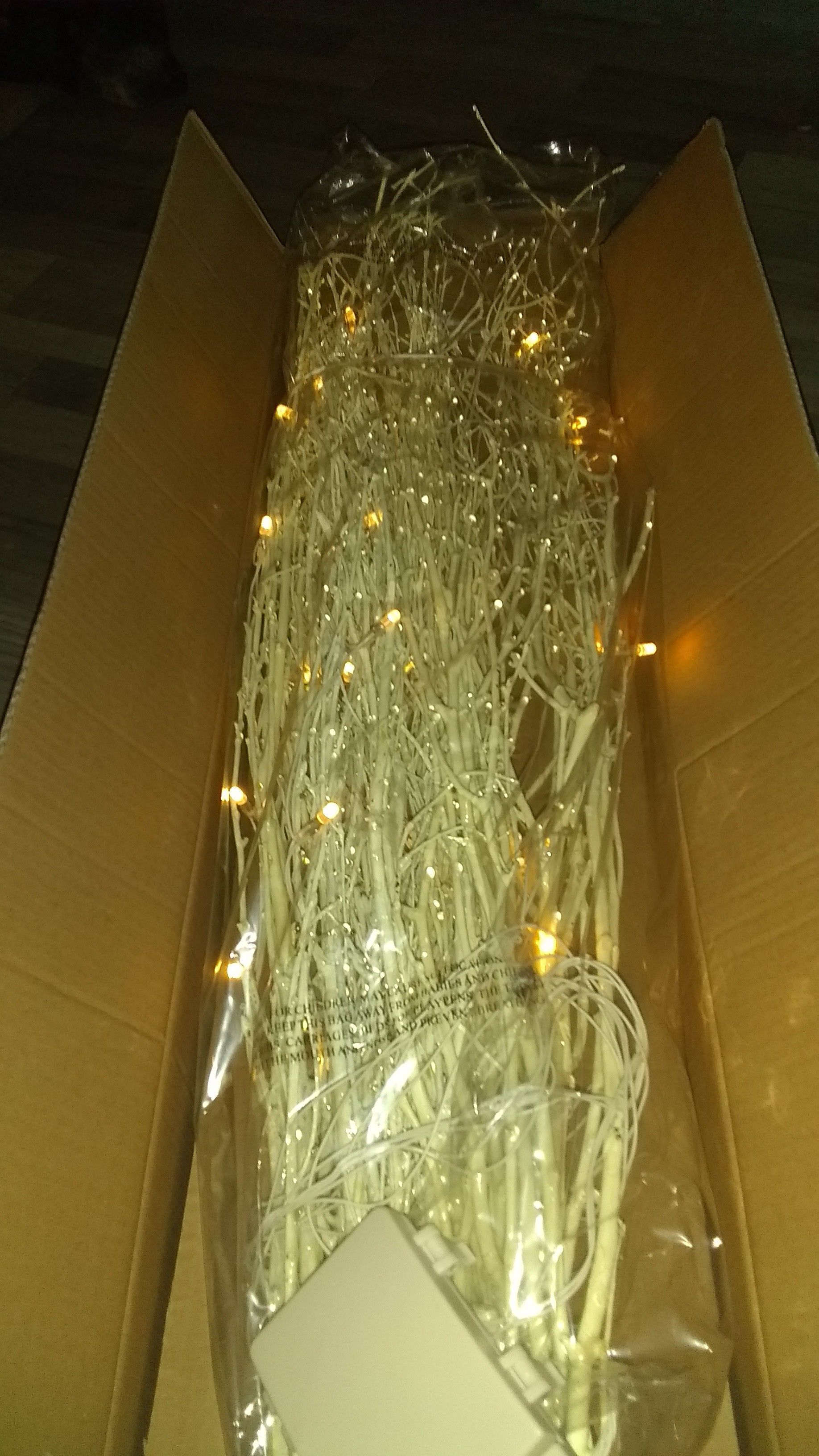 36" Dew Drop Branches Battery operated 30-LED with Timer