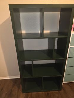 Green shelf