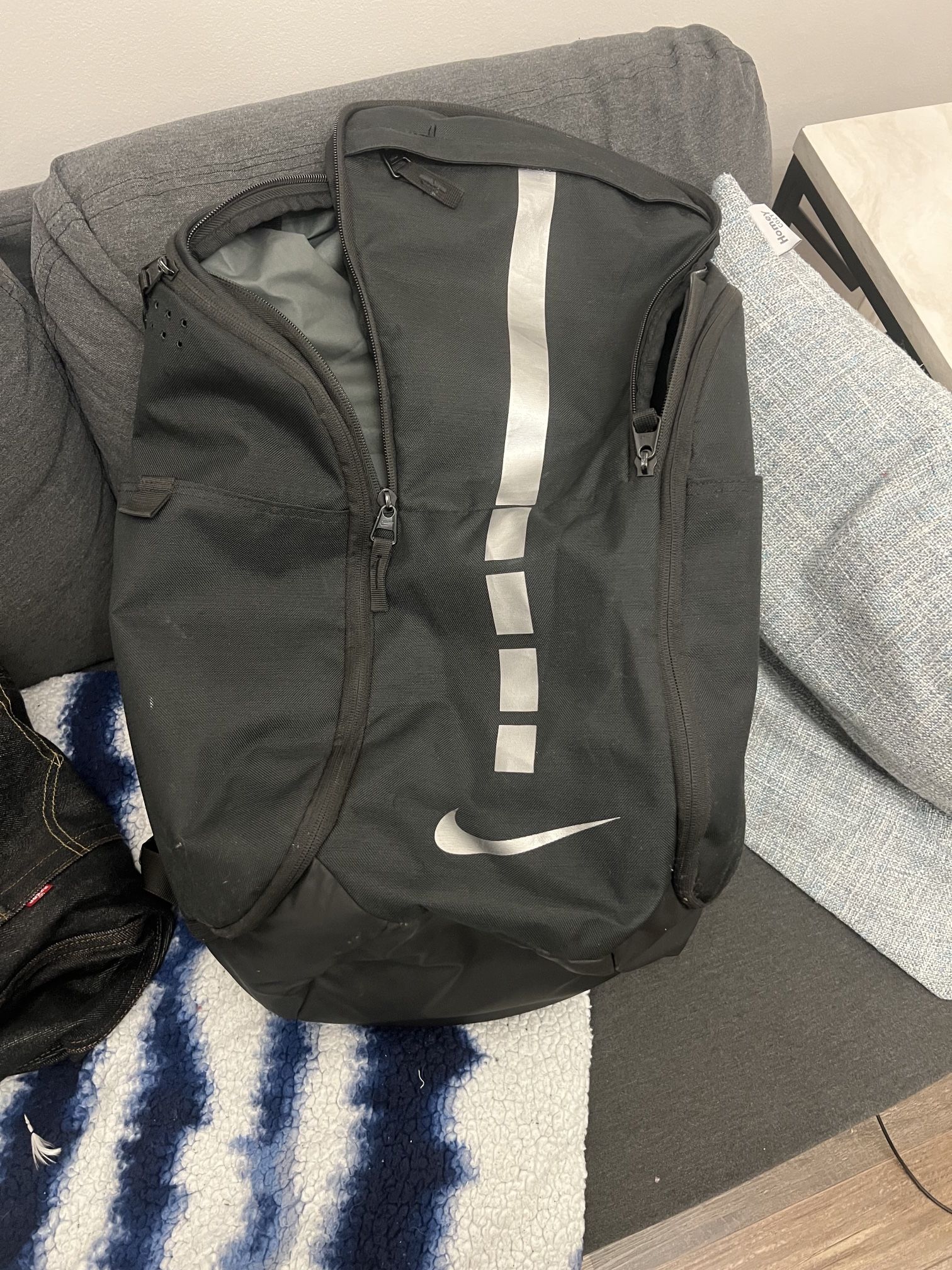 Nike Elite Backpack Black Slightly Used 