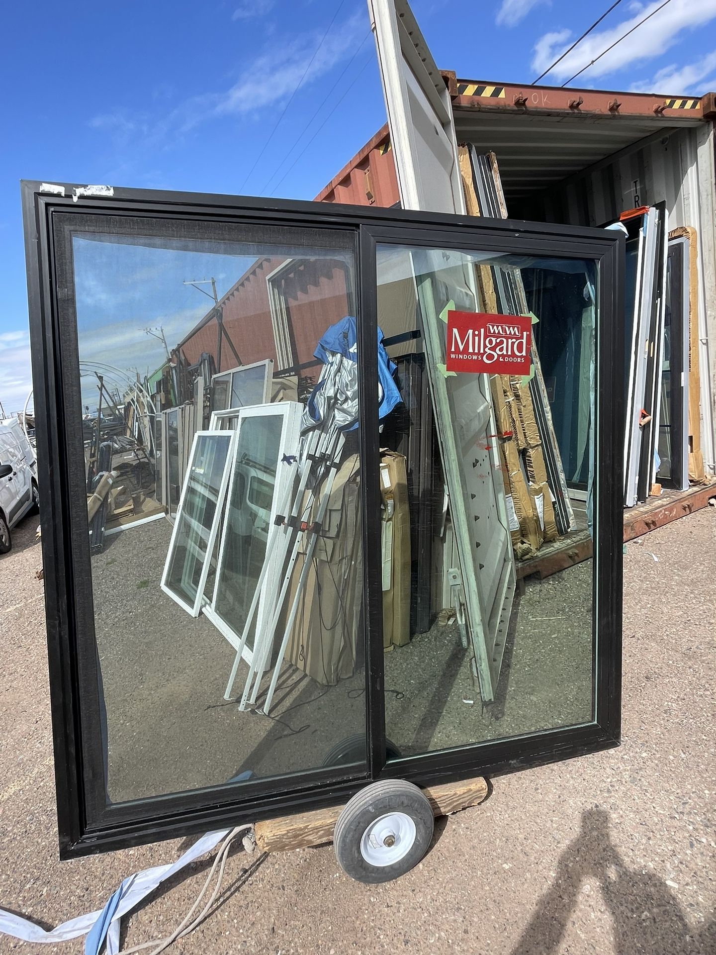 Sliding Windows 6’x6’