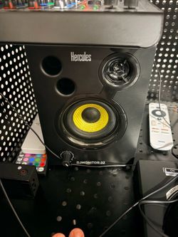Hercules DJMonitor 32 Studio Monitor Speaker