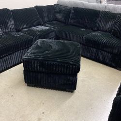 Black Onyx Plush Corduroy Sectional with ottoman and accent pillows 99x99 pick up can deliver 