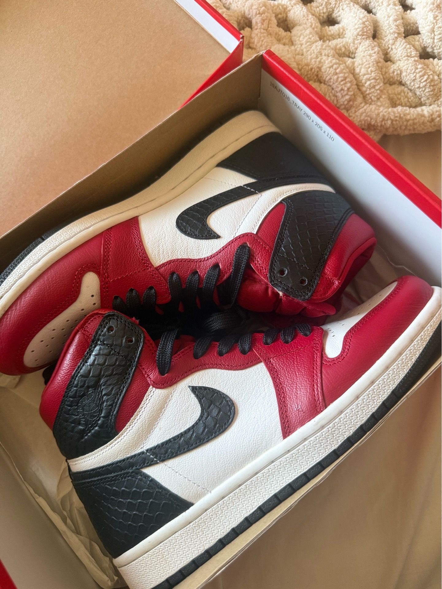 Women’s Air Jordan 1 High Retro OG