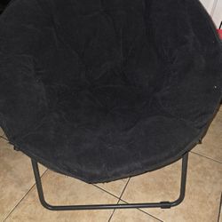 Folding Saucer Chairs