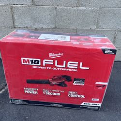 Brand New Milwaukee M18 FUEL Dual Battery 145 MPH 600 Handheld Blower