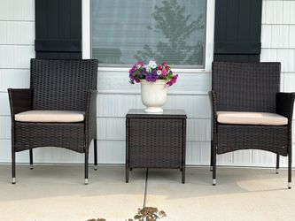 Outdoor chair and table