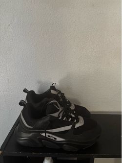 Dior b 22s