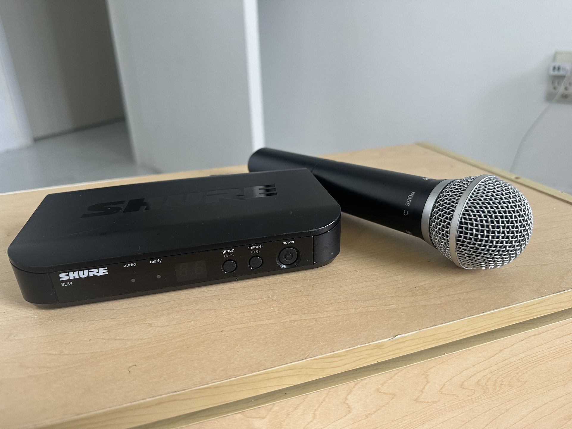 Shure Wireless Mic Blx4/pg58