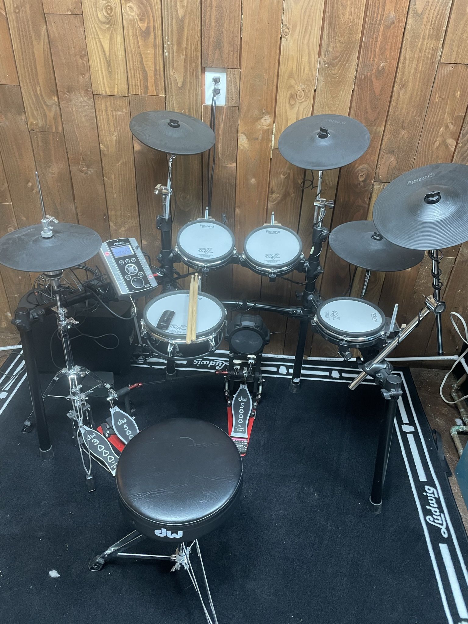 Roland TD-9 Drum Set With Hi Hat DW Hardware