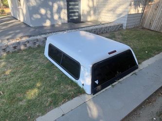 Camper shell