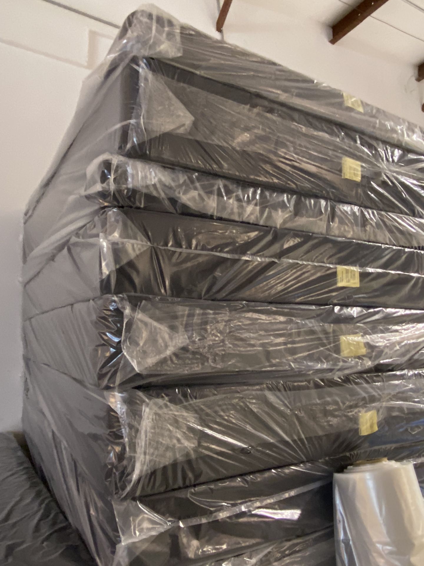 Full Set New In Plastic Free Delivery In Atlanta