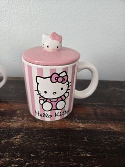 Hello Kitty Mug With Topper