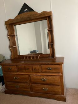 Beautiful dresser with mirror