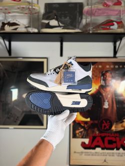 A Ma Maniére Jordan 3 Diffused Blue 10.5M – $195