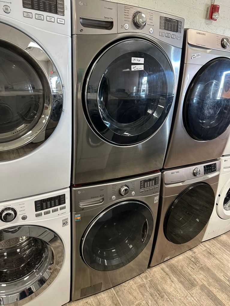 LG stainless steel Frontload Washer and dryer set electric with warranty