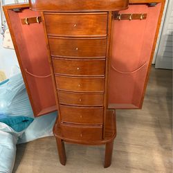 Jewelry armoire