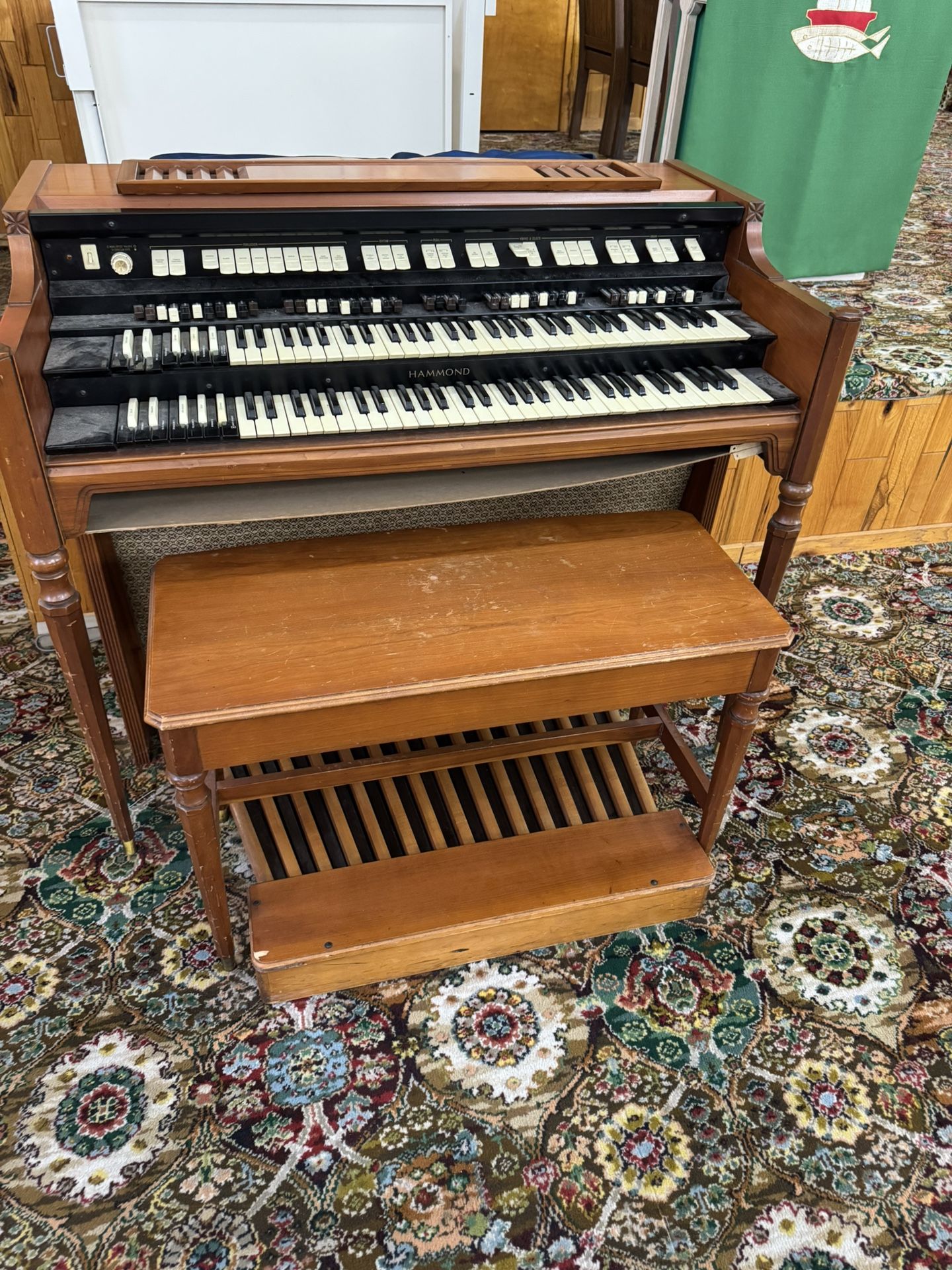 Hammond Organ