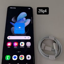 Samsung Z Flip4 5g. Like New & Unlocked! 