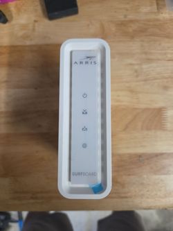 Arris Surfboard SB8200v3 White