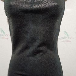 🔥🔥2 Small Hot Tops🔥🔥