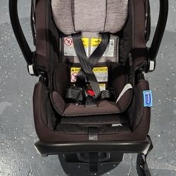 Graco Infant Car Seat With Base