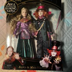 Disney Alice Through the Looking Glass Dolls Alice & Mad Hatter NEW SEALED